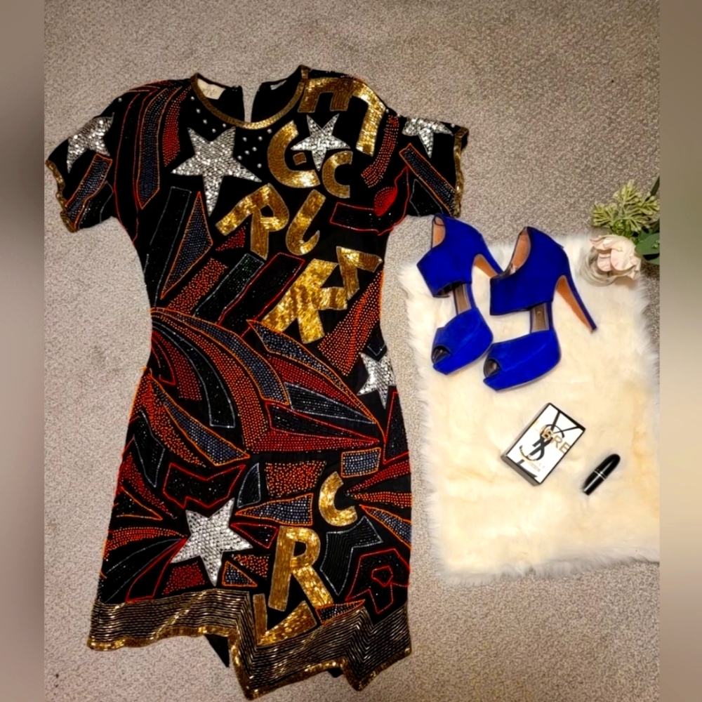 CACH'E BEADED VINTAGE SEQUINS DRESS *Unique Conversational Piece*